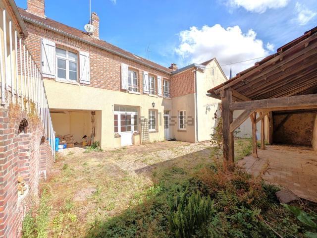 Maison, La Ferté Loupière