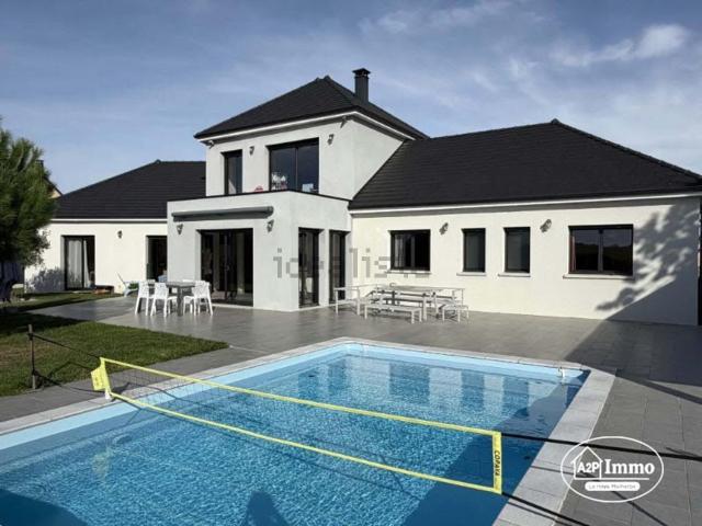 Maison, La Haye Malherbe