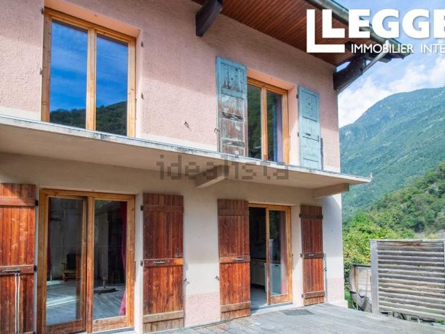 Maison, La Léchère