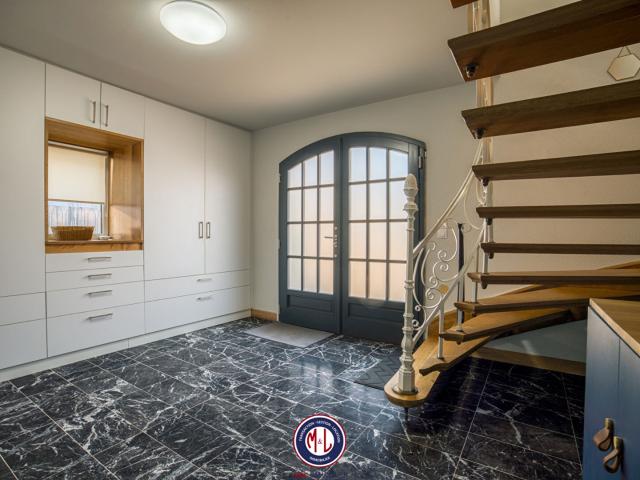 Maison La Maxe 7 pièce s 230 m2 et piscine