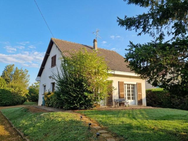Maison, La Madeleine de Nonancourt