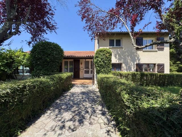 Maison, La Salvetat Saint Gilles