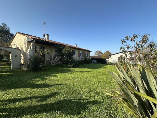 Maison, La Roche Chalais