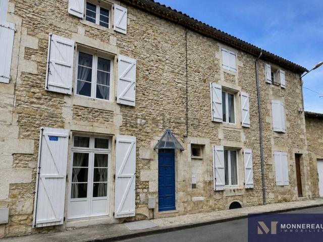 Maison, La Rochefoucauld en Angoumois
