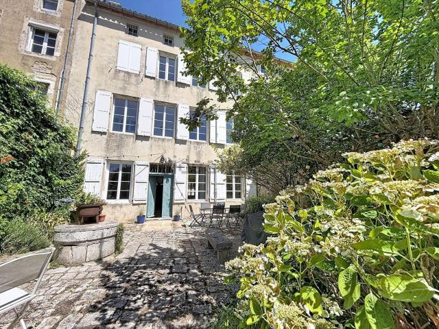 Maison, La Rochefoucauld en Angoumois