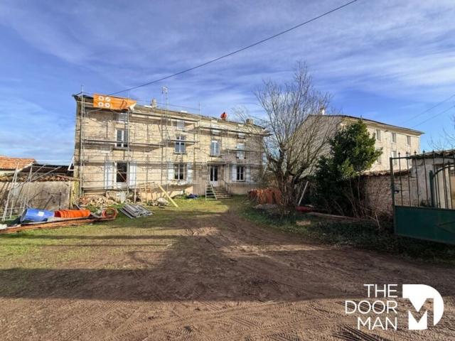 Maison, La Rochénard