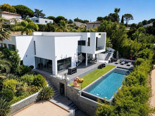 Maison, La Roquette sur Siagne