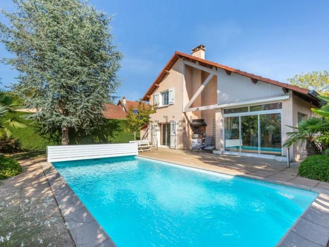 Maison, La Tour de Salvagny