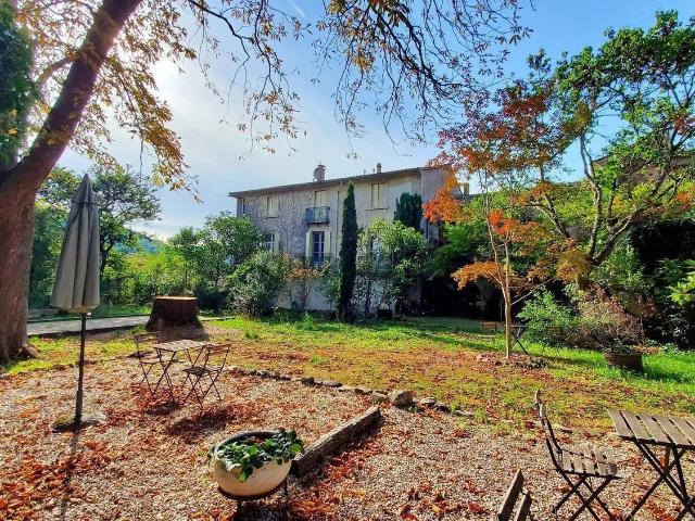 Maison, La Tour sur Orb