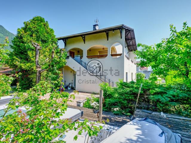 Maison, La Terrasse