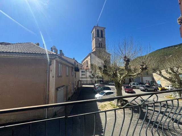 Maison, Lachau