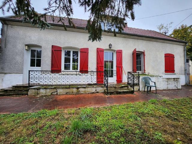 Maison, Lachapelle Saint Pierre