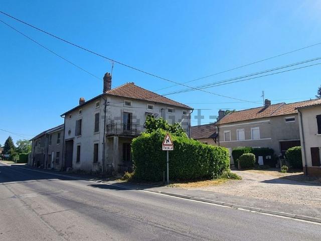 Maison, Lacroix sur Meuse