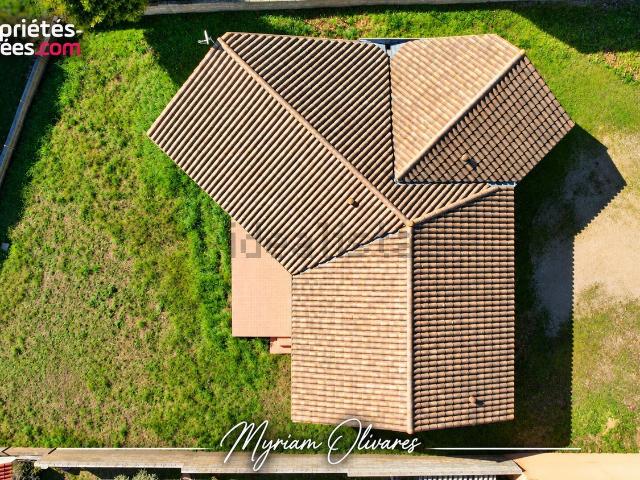 Maison, Ladern sur Lauquet
