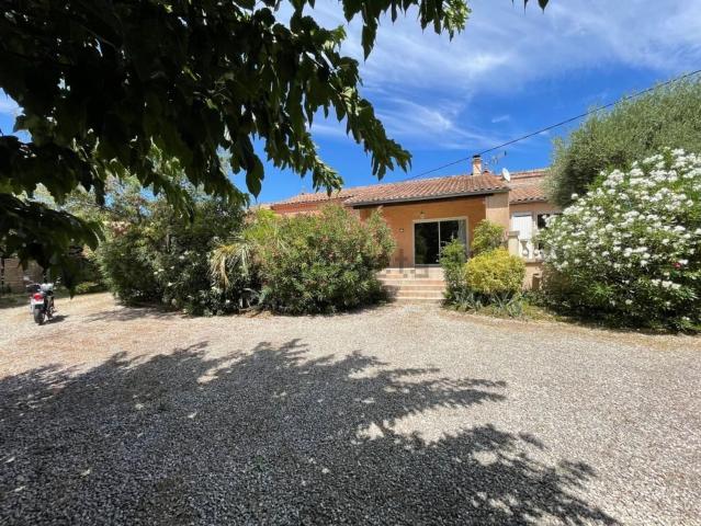 Maison, Lagorce