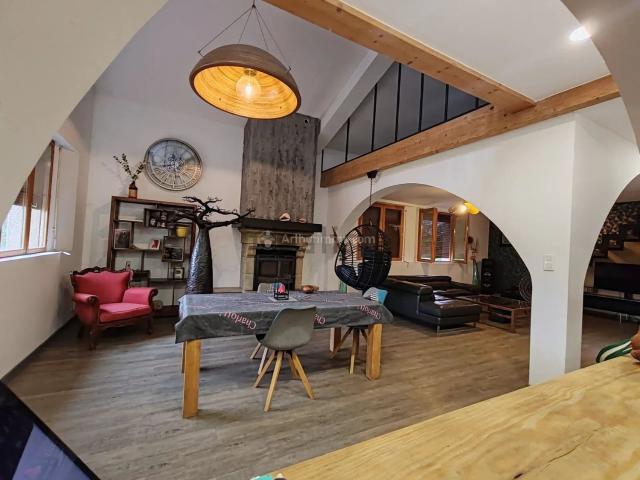 Maison, Lagrave