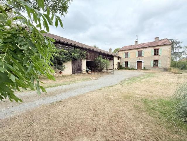 Maison, Laguian Mazous