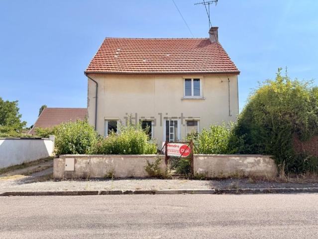 Maison, Lamarche sur Saône