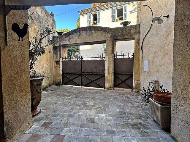 Maison, Lambesc