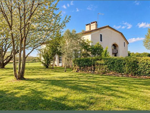 Maison, Langon