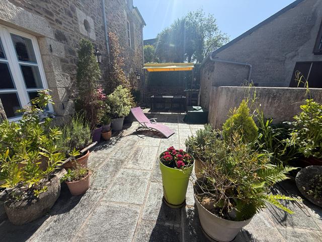 Maison Langrolay Sur Rance 7 pièce s 211 m2