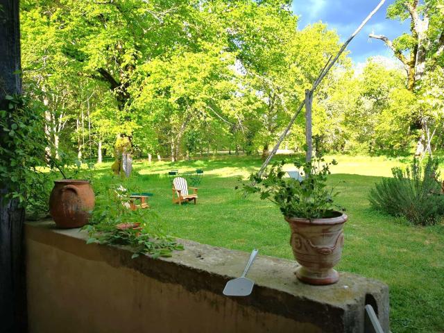 Maison Landaise En Pierre Sur Terrain De 1 Hectare 200 ha. 297m² Bazas