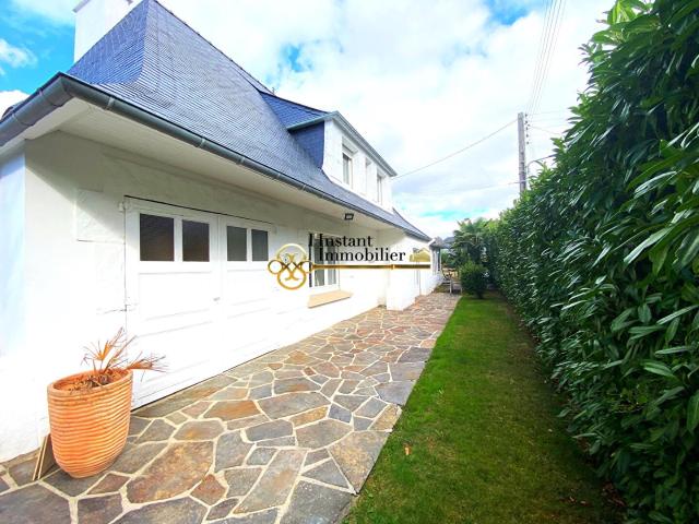 Maison Landivisiau 7 pièce s 161.52 m2