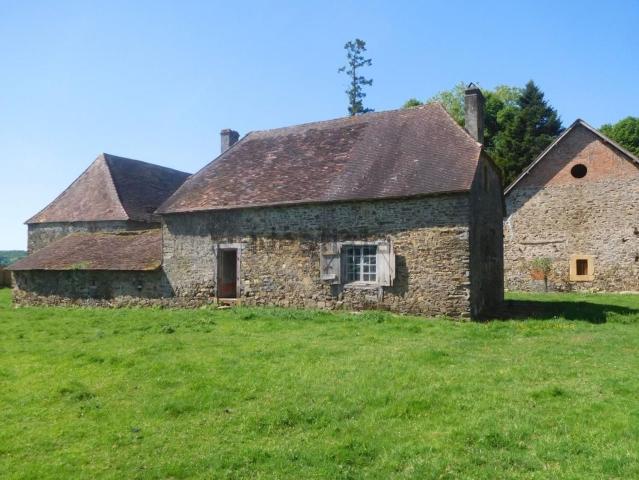 Maison, Lanouaille