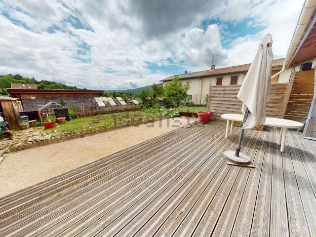 Maison, Lantenay