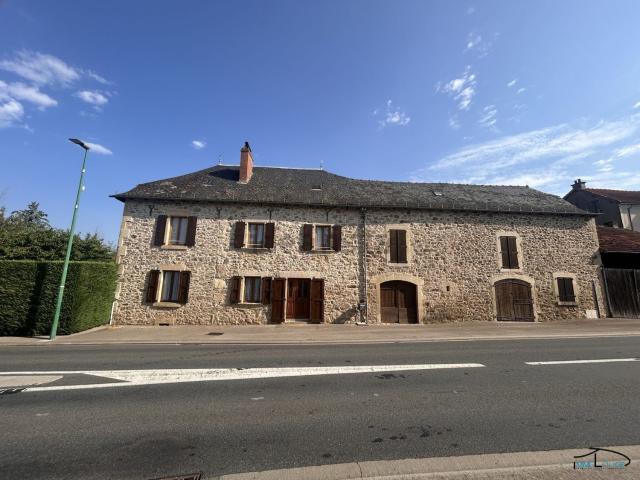 Maison, Lanuéjouls