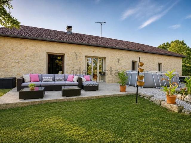Maison, Laplume
