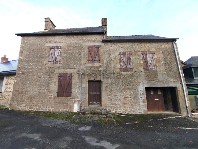 Maison, Larchamp