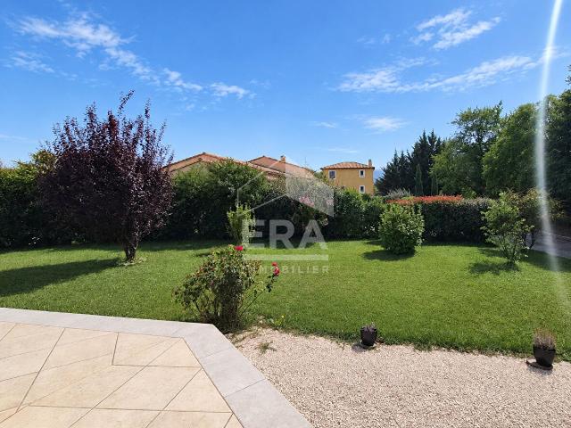 Maison Laragne Motéglin contruction récente plain pied 3 cha. 146m² Laragne Montéglin