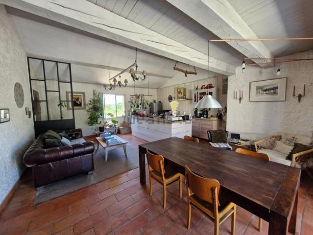 Maison, Lardiers