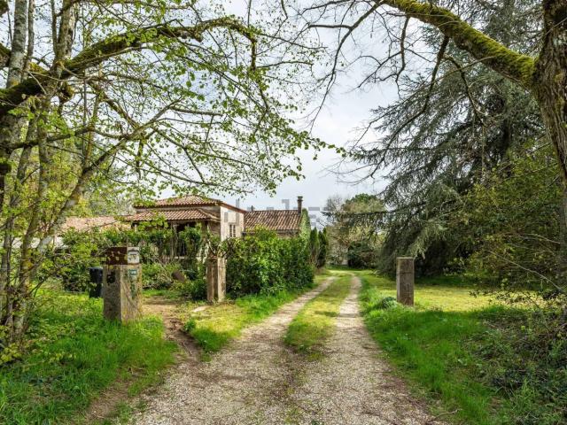 Maison, Laroque Timbaut