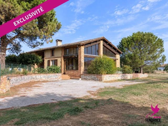 Maison, Larra