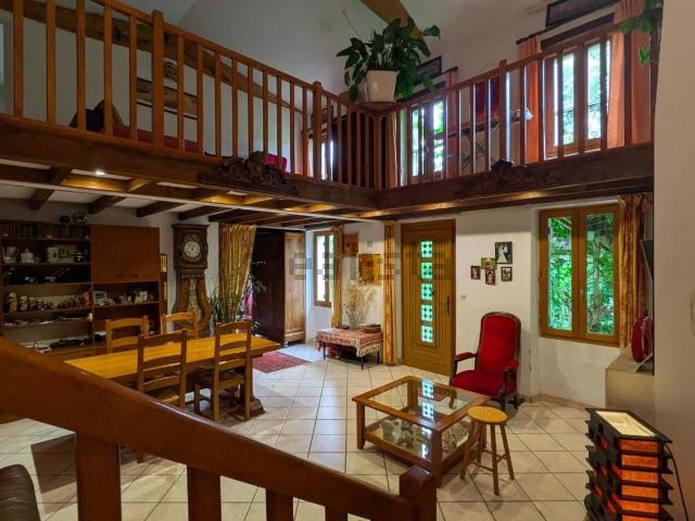 Maison, Laruscade