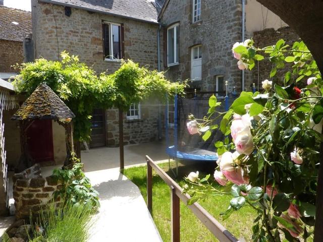 Maison, Lassay les Châteaux