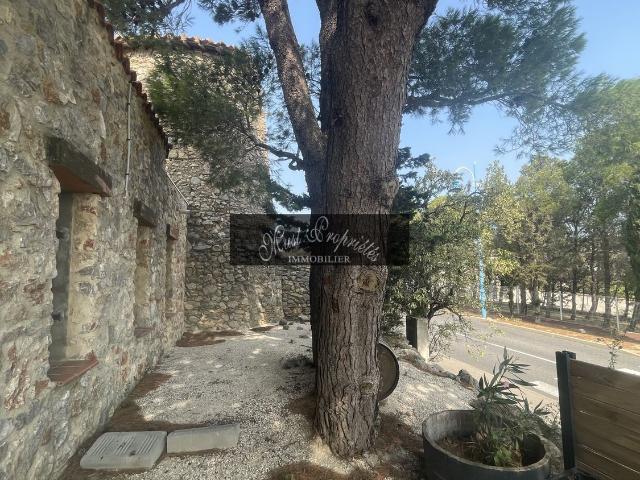 Maison, Leucate