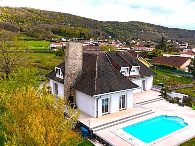 Maison, Leyrieu