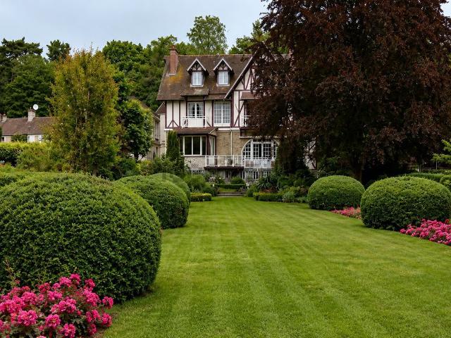 Maison, Le Coudray Montceaux