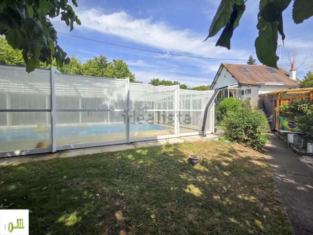 Maison, Le Charme