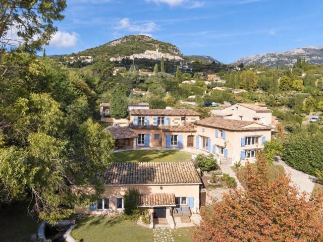 Maison, Le Bar sur Loup