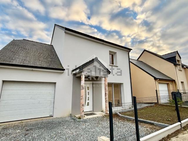 Maison, Le Genest Saint Isle