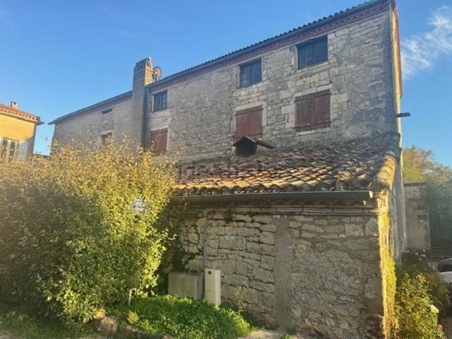 Maison, Le Montat