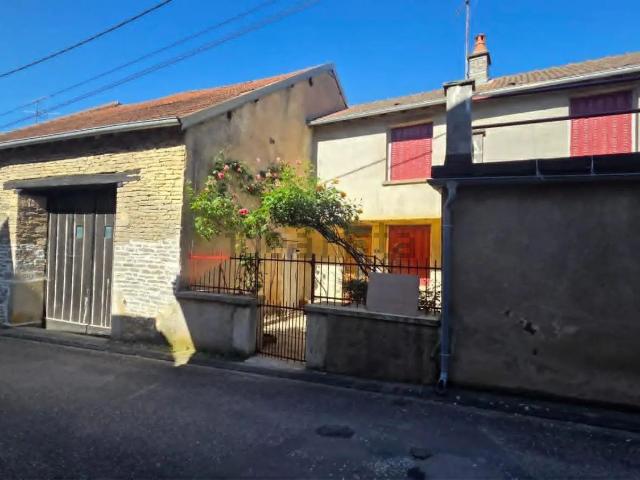 Maison, Le Montsaugeonnais