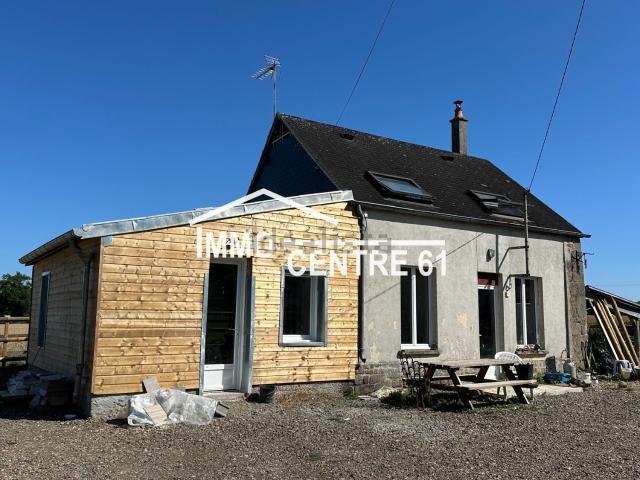 Maison, Le Ménil de Briouze