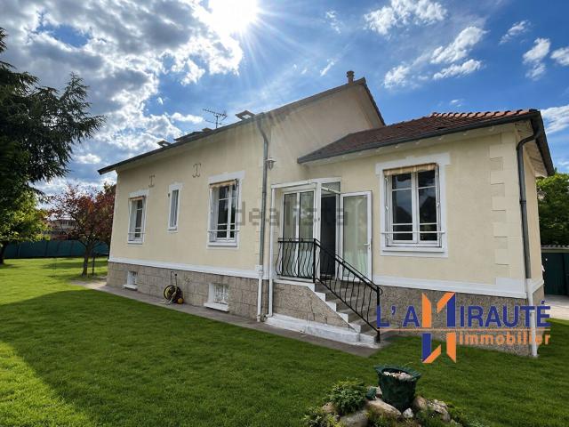 Maison, Le Mesnil le Roi