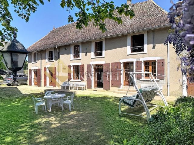 Maison, Le Passage