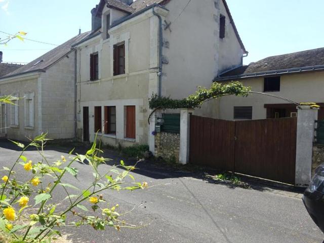 Maison Le Petit Pressigny 7 pièce s 0118 m2